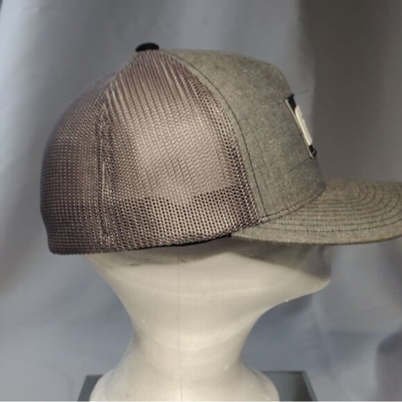 Travis Mathew Flexfit Patent Baseball Cap Hat Men's Size S-M Mesh Gray - Picture 3 of 7